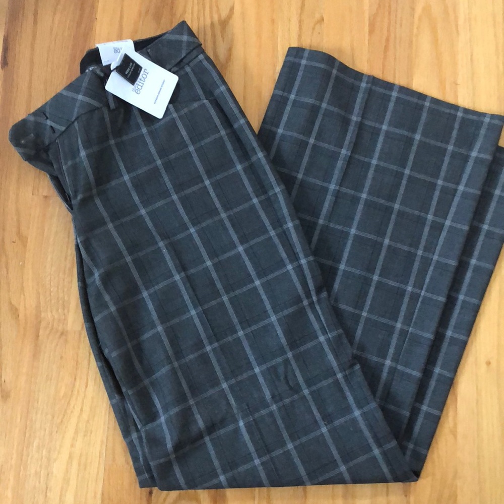 Express Gray plaid low rise/flare pants.  NWT